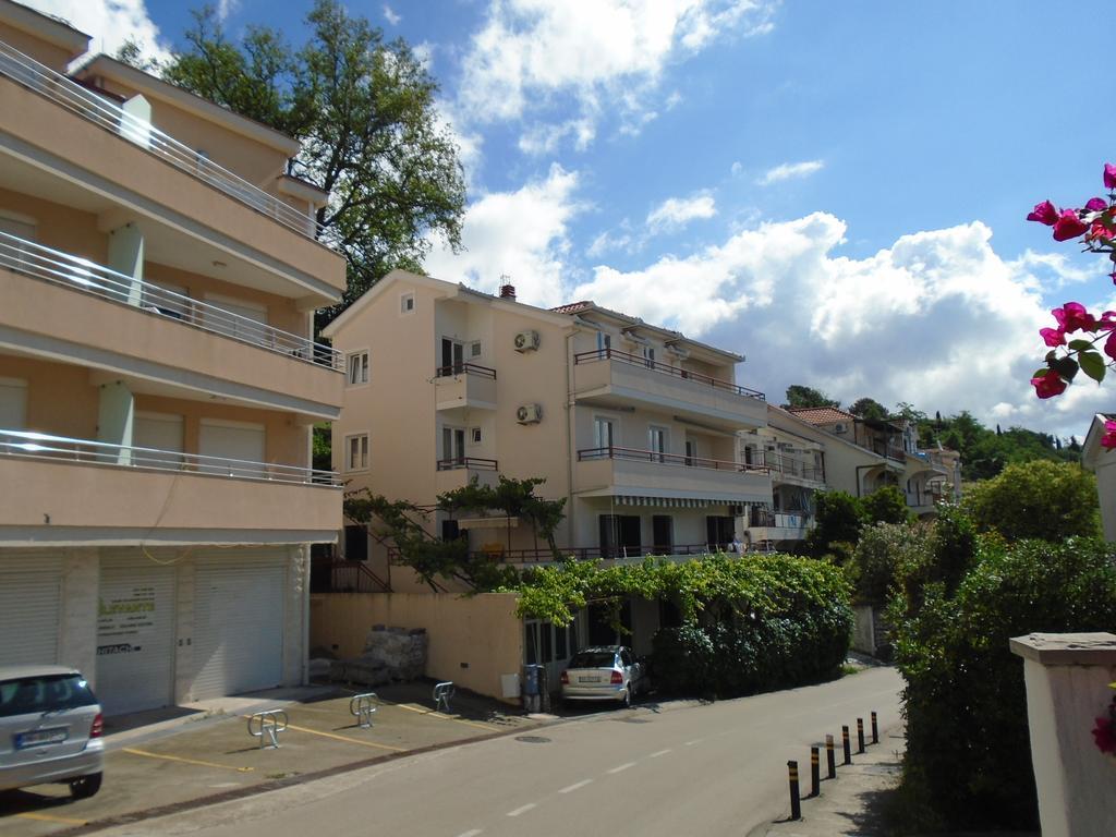 Apartments Kanli Kula Χέρτσεγκ Νόβι Εξωτερικό φωτογραφία