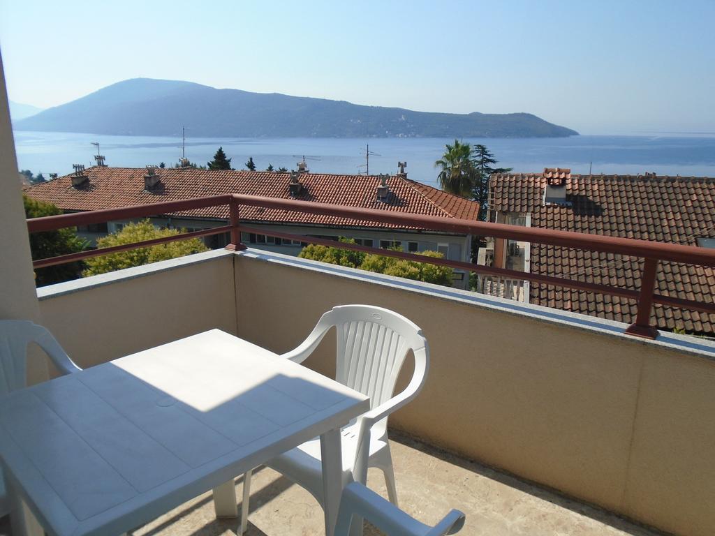 Apartments Kanli Kula Χέρτσεγκ Νόβι Εξωτερικό φωτογραφία